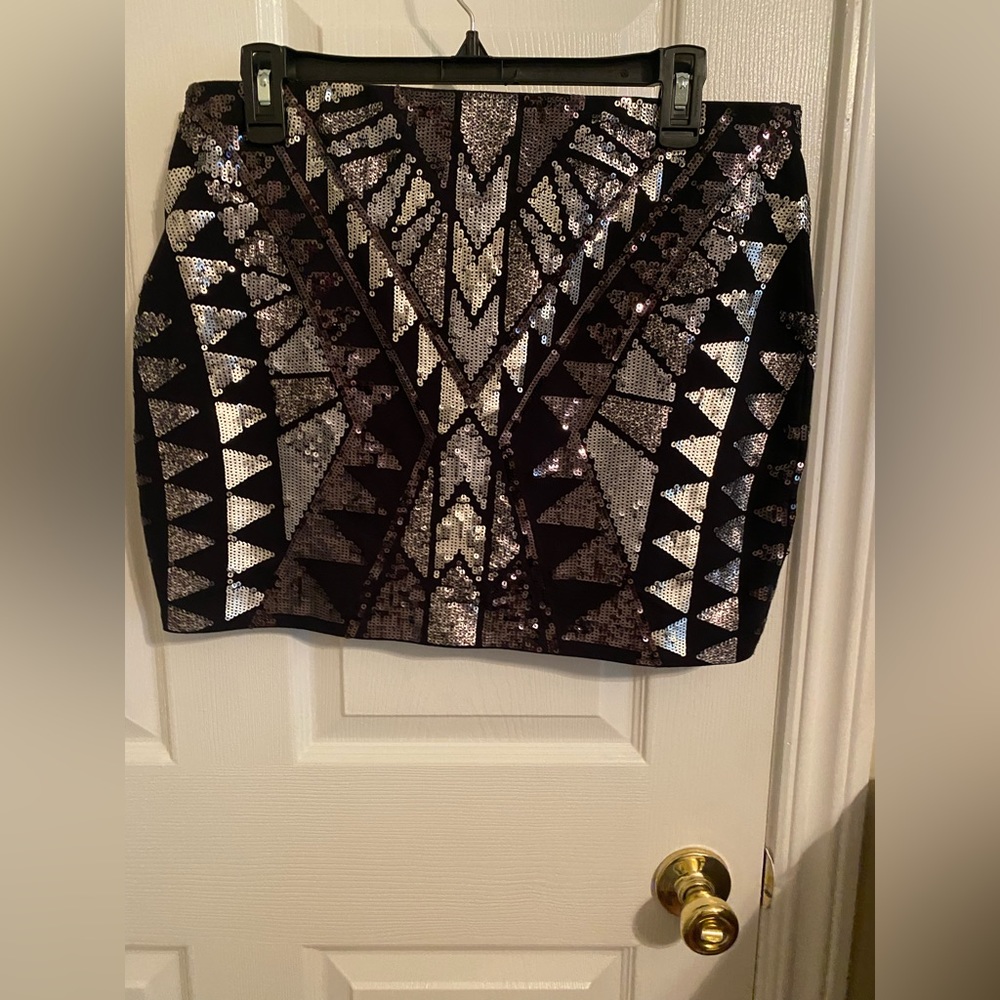 Beaded short skirt